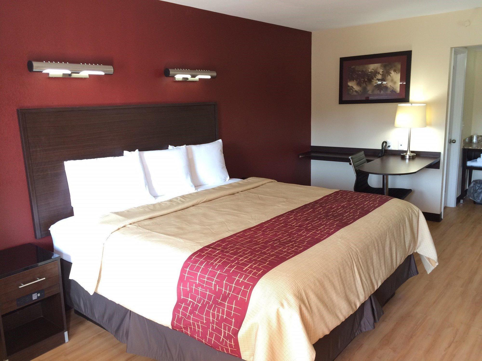Red Roof Inn Plus+ Birmingham East - Irondale/Airport Exteriér fotografie