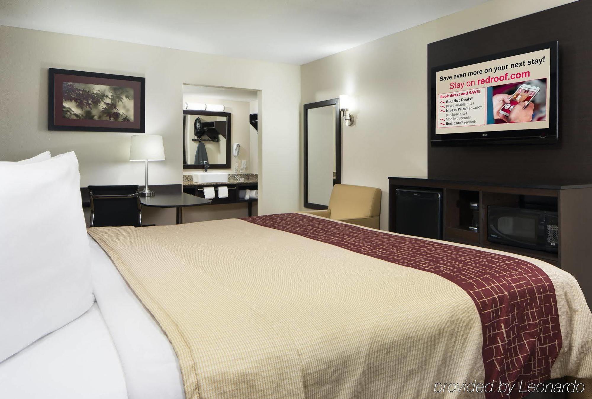 Red Roof Inn Plus+ Birmingham East - Irondale/Airport Exteriér fotografie