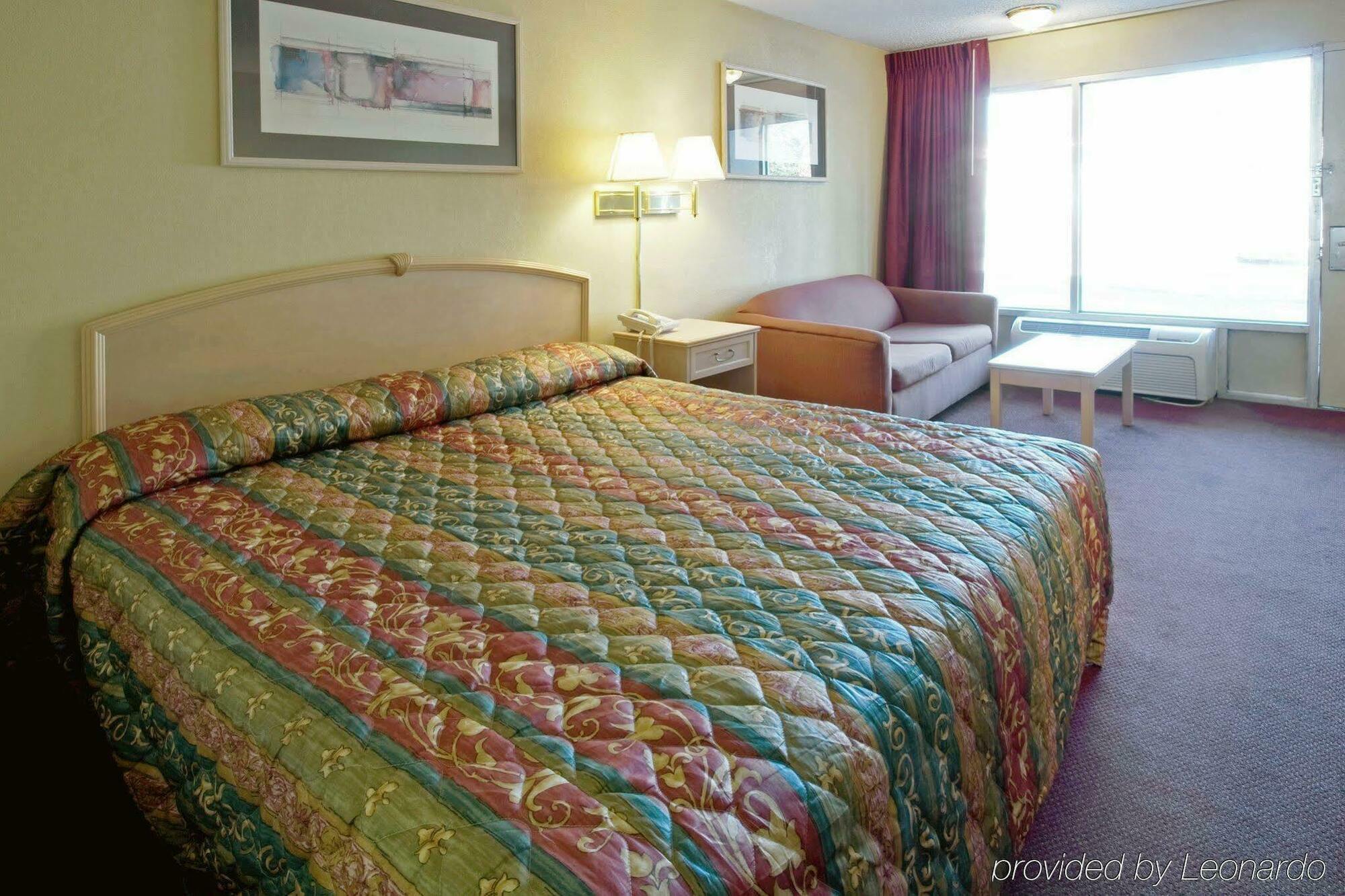 Red Roof Inn Plus+ Birmingham East - Irondale/Airport Exteriér fotografie