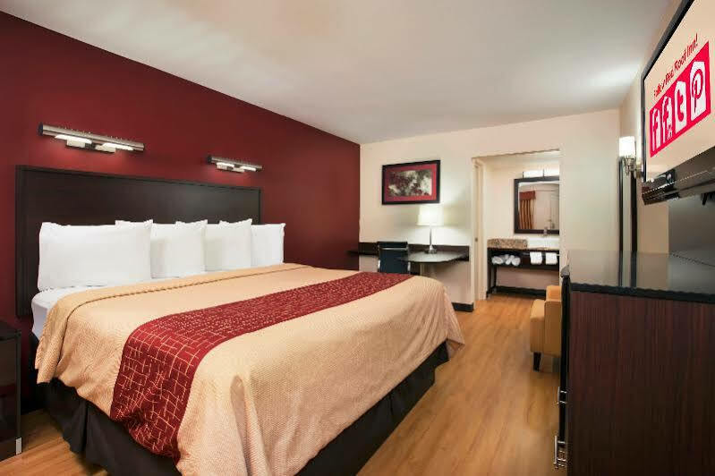 Red Roof Inn Plus+ Birmingham East - Irondale/Airport Exteriér fotografie